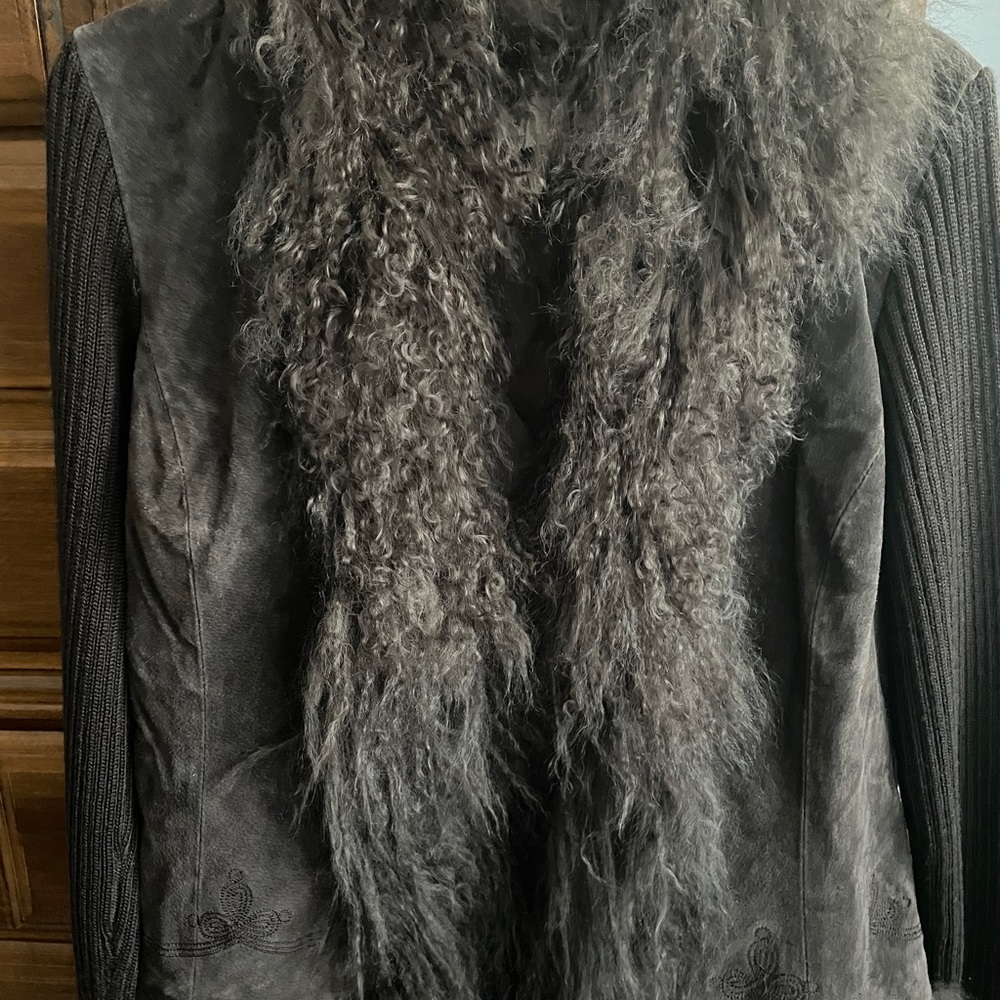 Suede jacket with fur